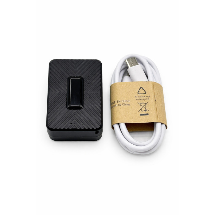 Mini GPS tracker