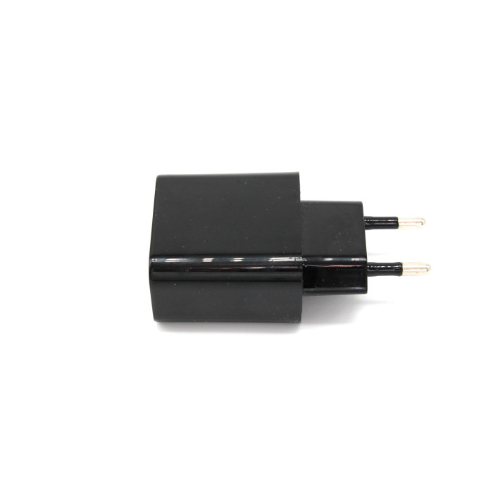 Disguised GSM spy bug charger